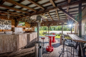 Außenbar im Funpark Westendorf